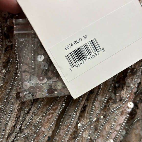 Mac Duggal 5574 NWT Long Sleeve V Neck Beaded Cocktail Dress - Picture 6 of 8